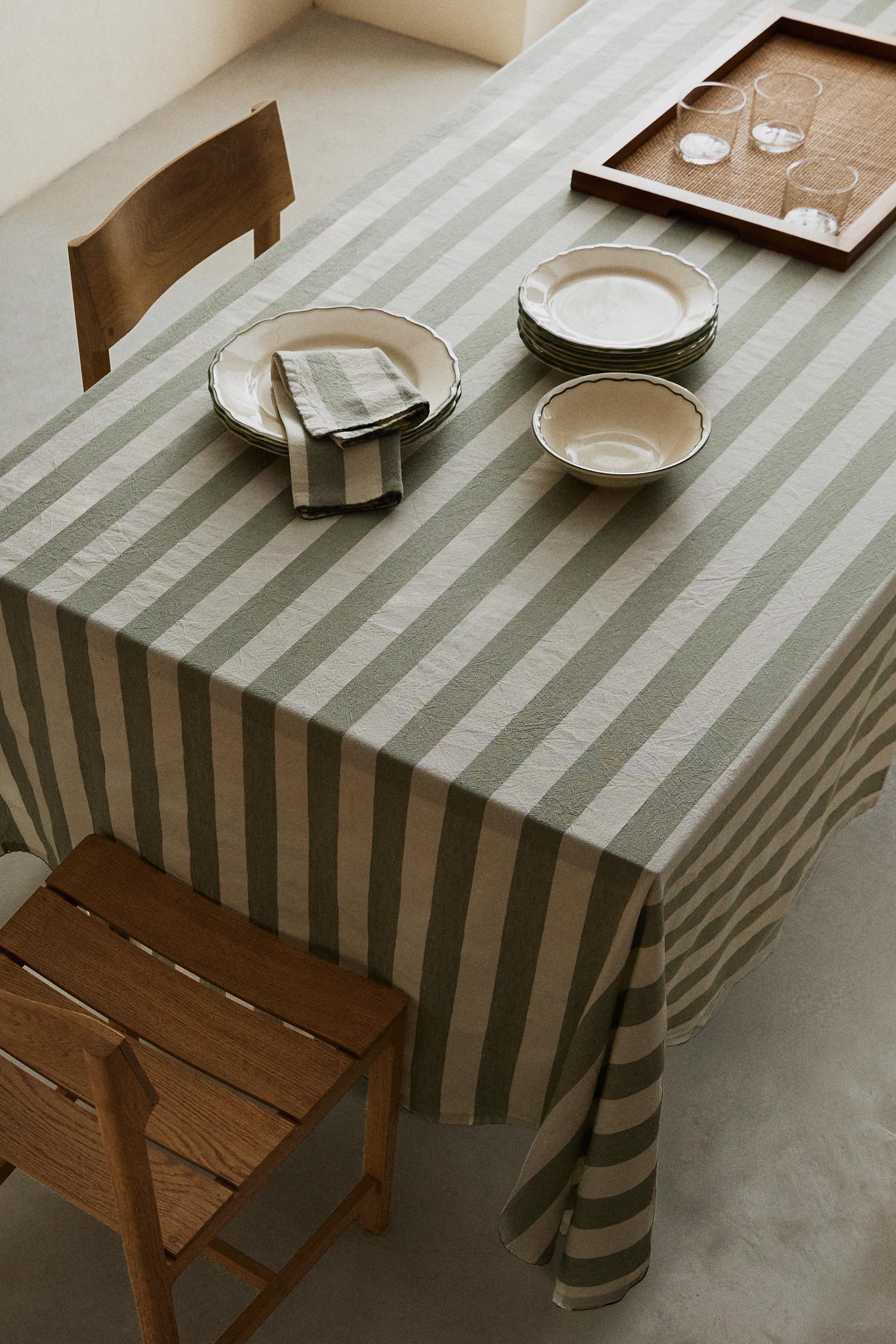 DYED THREAD STRIPED TABLECLOTH